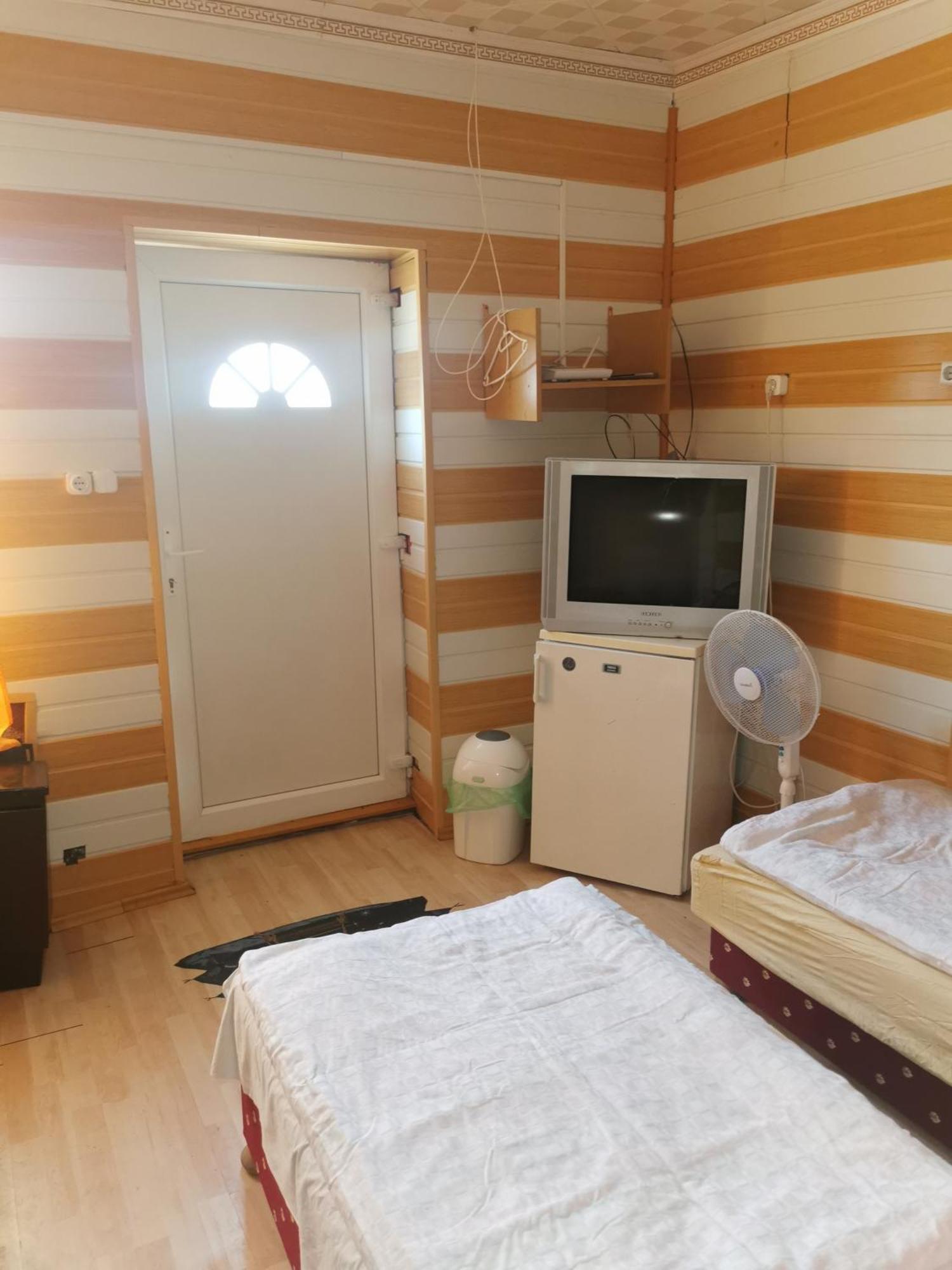 Edit Vendeghaz Tiszaújváros Pokoj fotografie