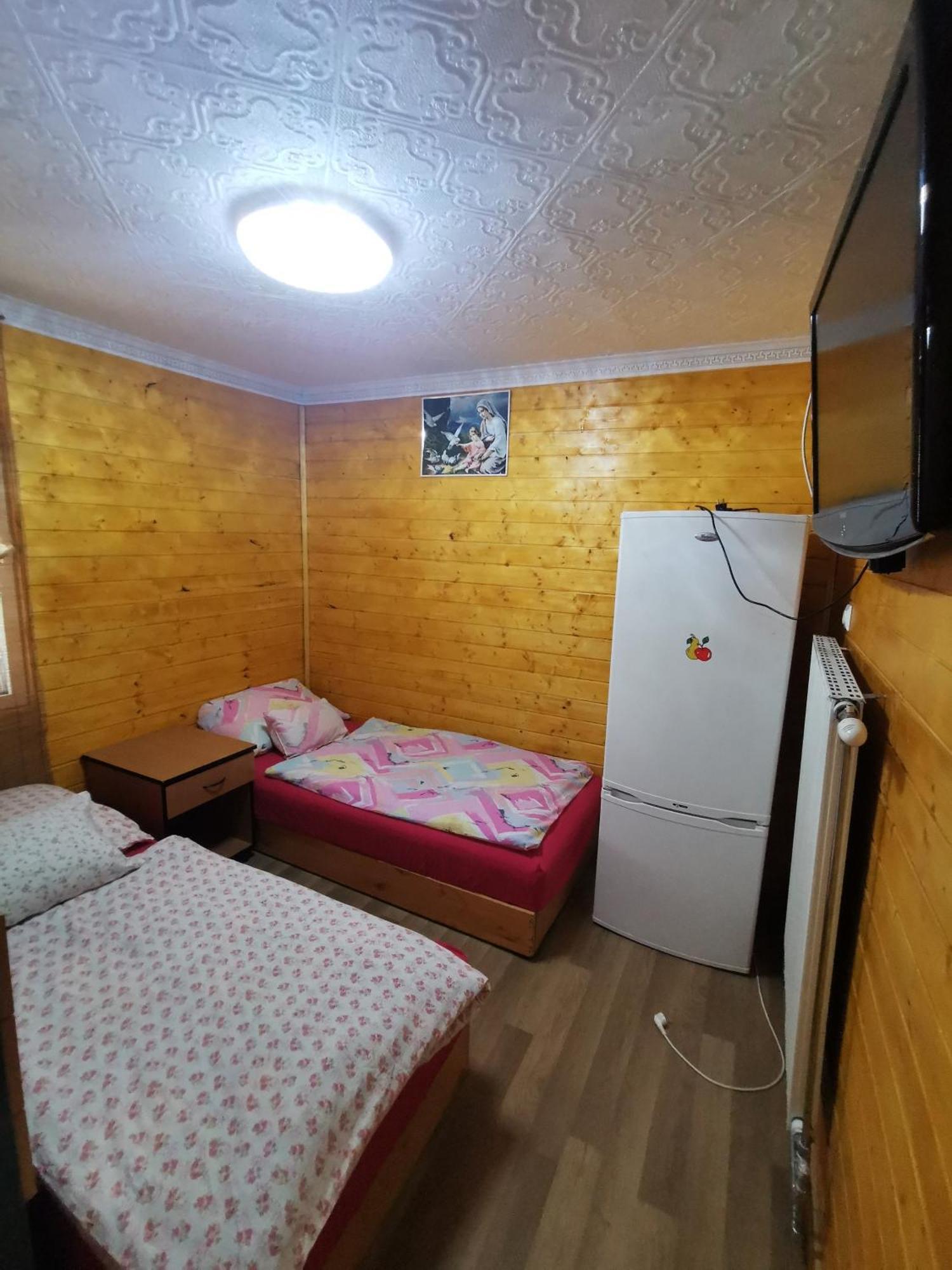 Edit Vendeghaz Tiszaújváros Pokoj fotografie