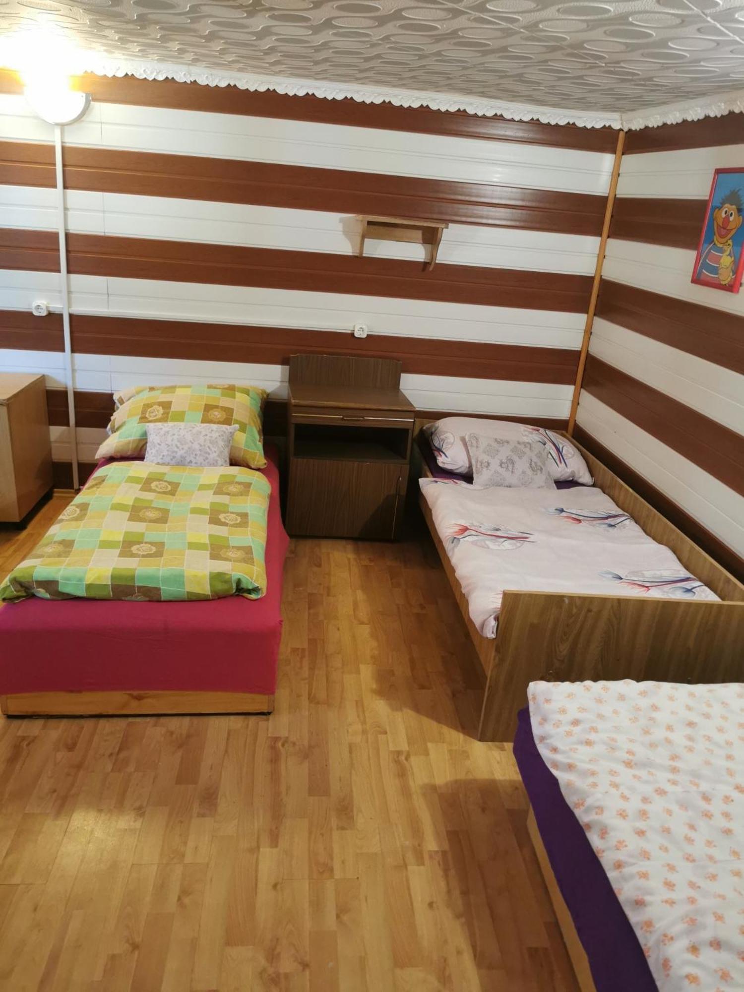 Edit Vendeghaz Tiszaújváros Pokoj fotografie