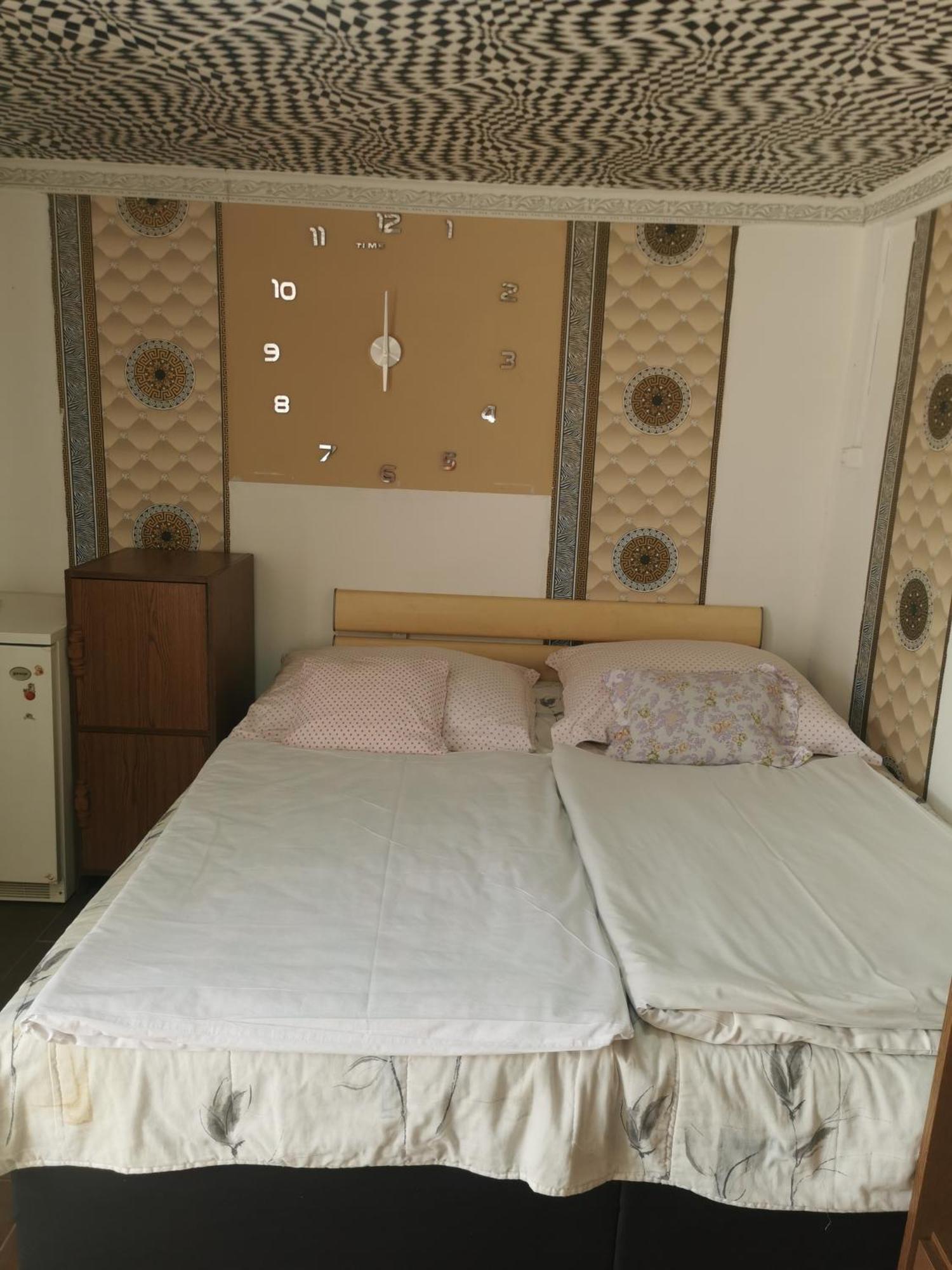 Edit Vendeghaz Tiszaújváros Pokoj fotografie