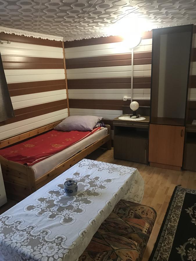 Edit Vendeghaz Tiszaújváros Exteriér fotografie